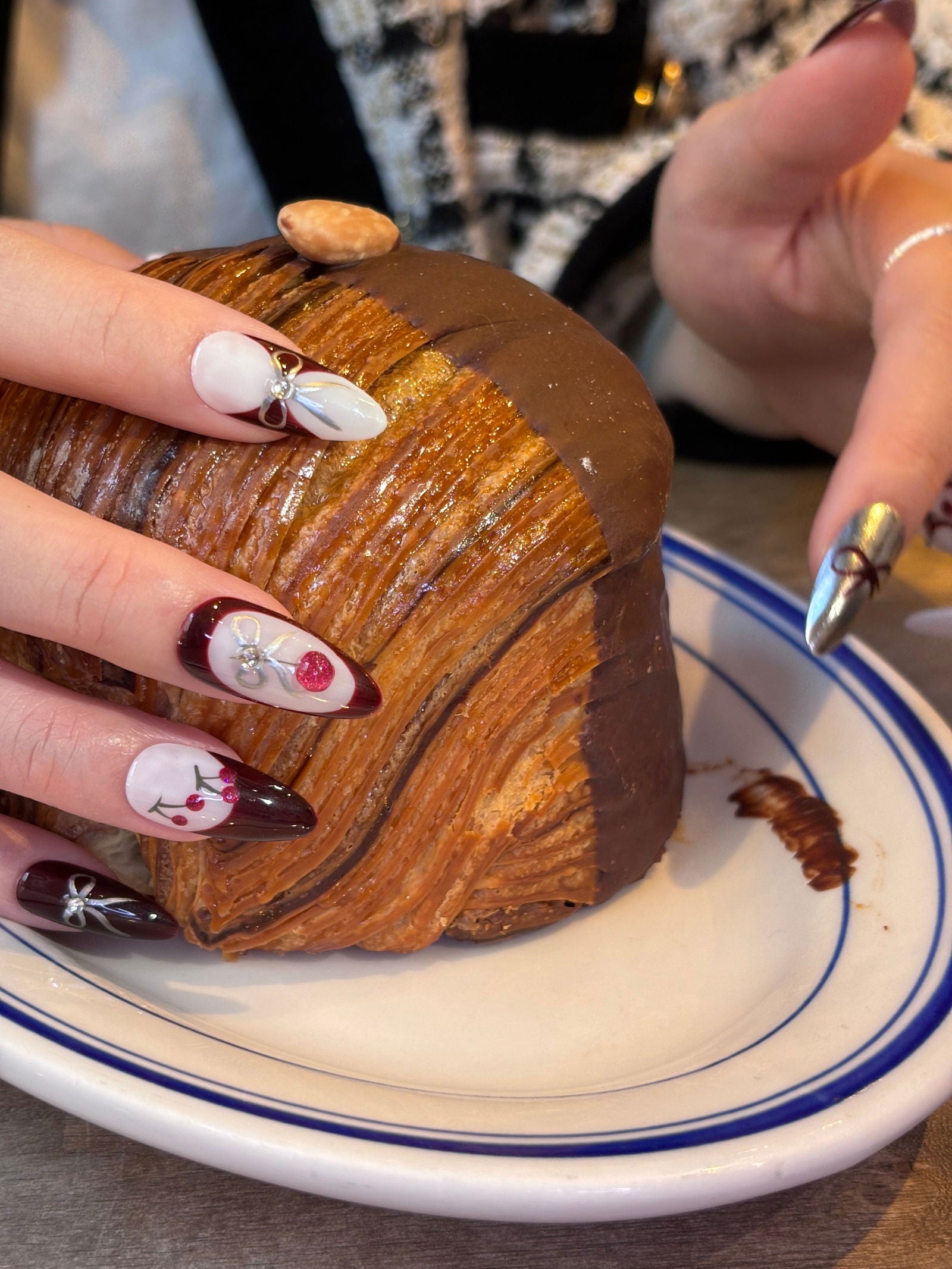 Burgundy - Le Nail NYC -