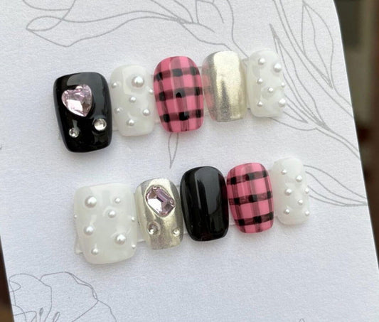 Chic Contrast Plaid - Le Nail NYC -
