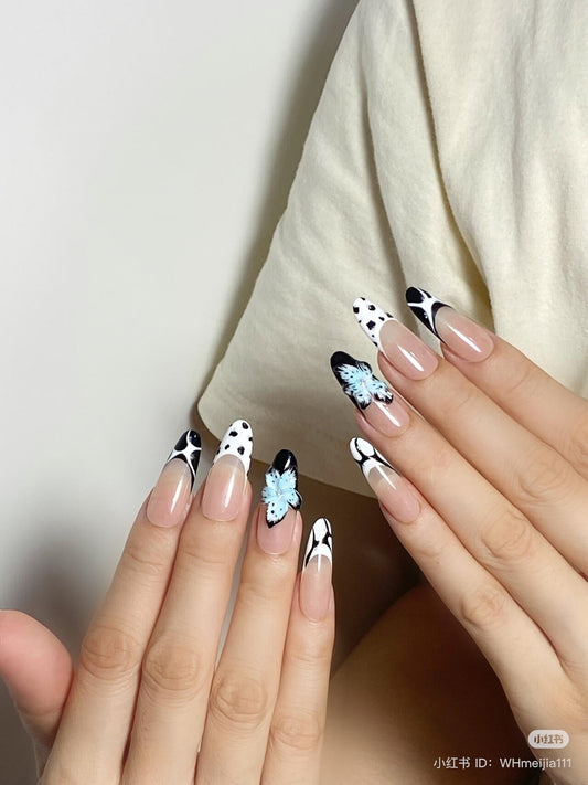 Devil’s Flower - Le Nail NYC -