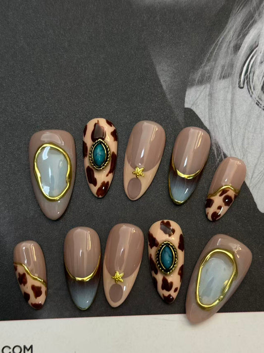 Desert Luxe