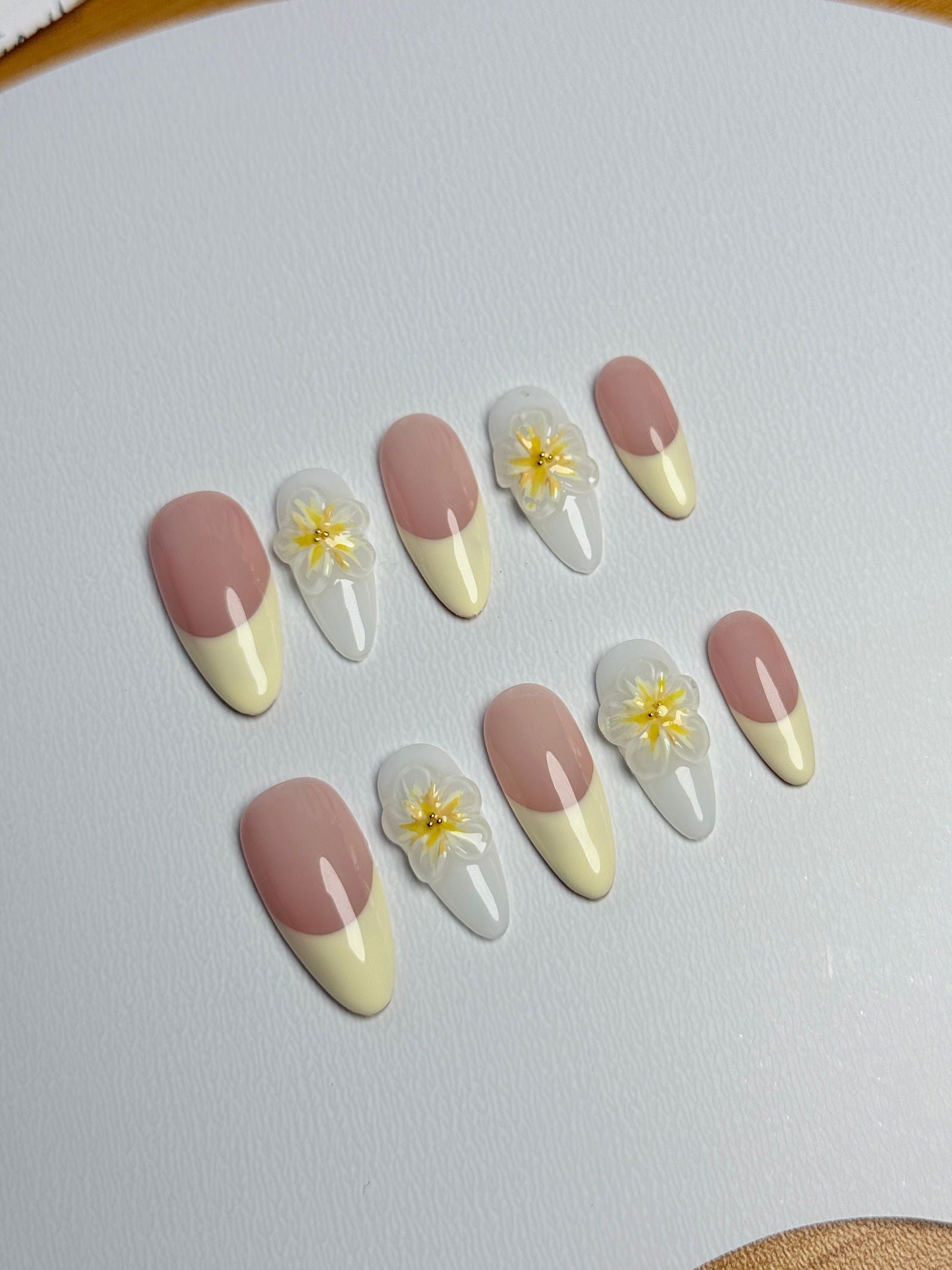 Cozy Chic - Le Nail NYC - 
