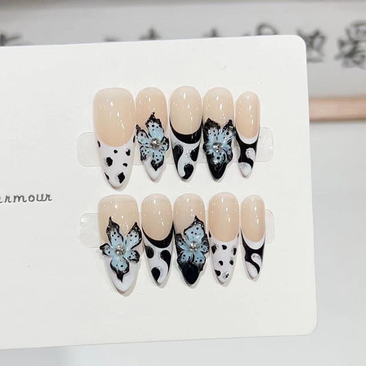 Devil’s Flower - Le Nail NYC - 