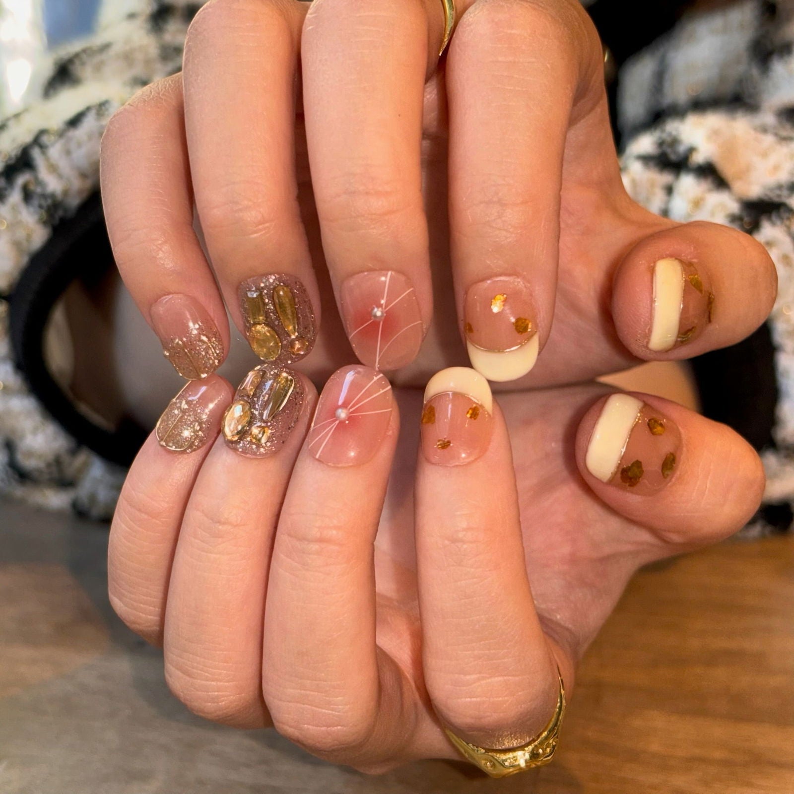 Elegant Gold Line - Le Nail NYC - 