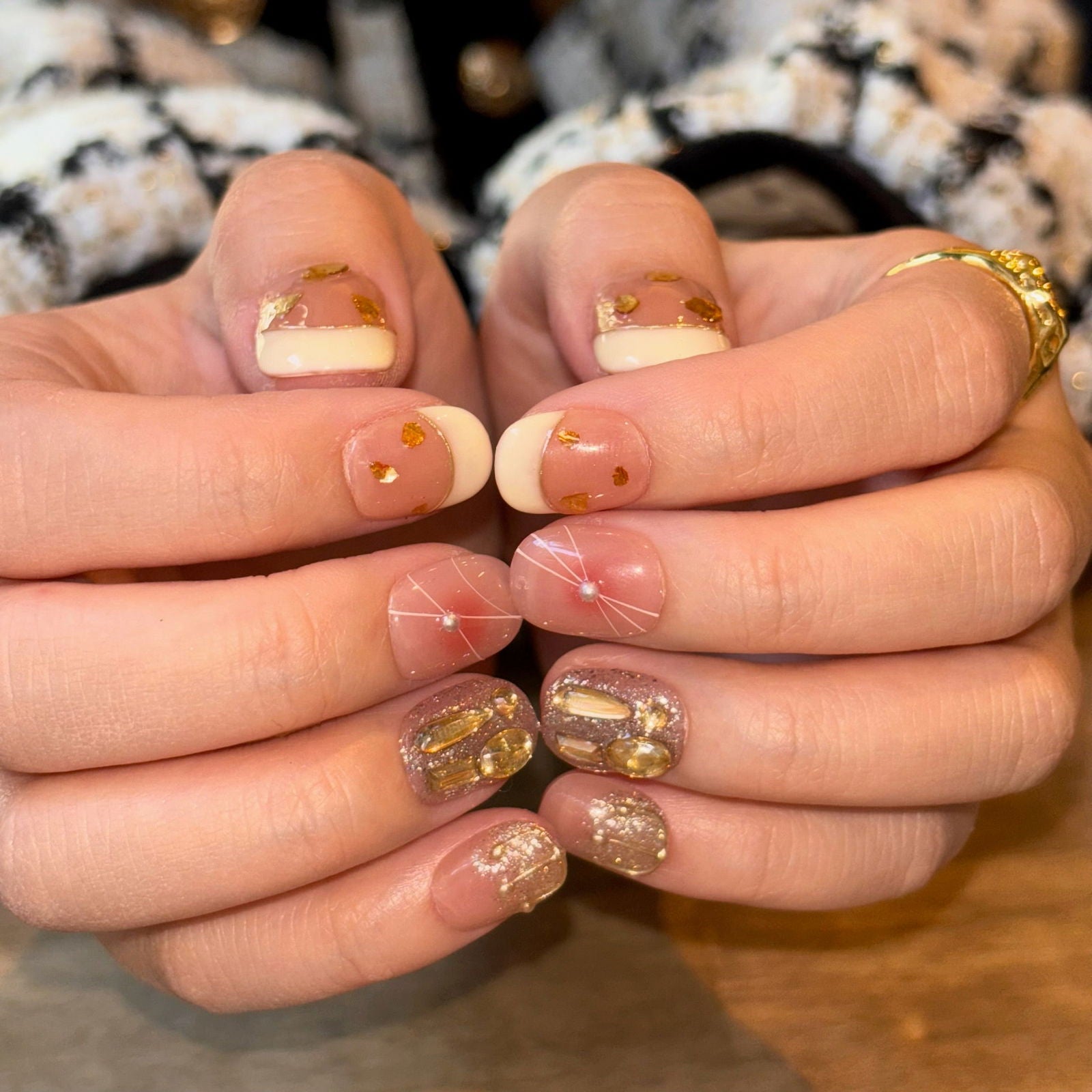 Elegant Gold Line - Le Nail NYC - 