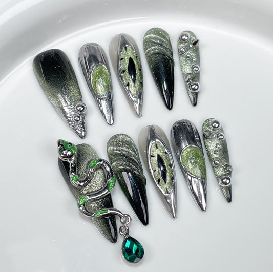Emerald Serpent - Le Nail NYC - 
