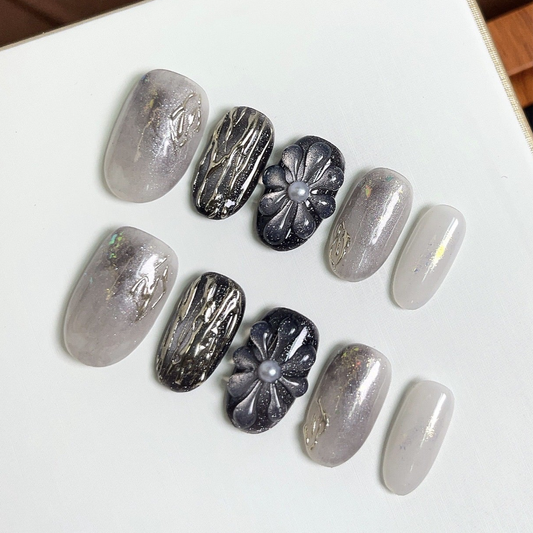 Monochrome Florals - Le Nail NYC - 