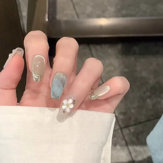 Serene Bloom - Le Nail NYC - 