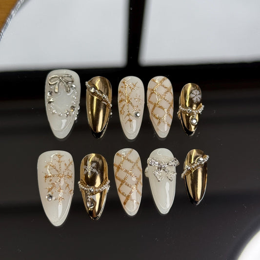 Gilded Elegant Almond-Shaped Gold and White Nail Set: Luxurious Glitter Accents and Rhinestone  for a Sophisticated Glam Look