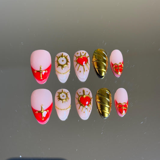 Golden Romantic Charming Press-on Set Short Almond Set with Golden Accents Heart and Cross Chrome Luxury Elegant Style